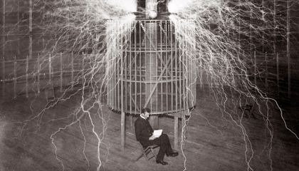 Nikola_Tesla